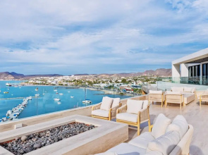 Live Aqua Private Residences La Paz