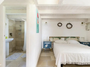 Trullo Mandorlo by Wonderful Italy