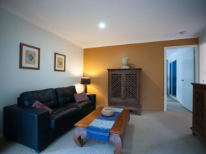 Aanuka29 - 1 Bedroom Spa Bure