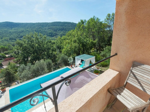 Spacious Villa in Bargemon With Swimming Pool and Airconditioning