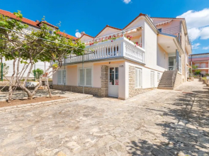 Beautiful Apartment in Sveti Filip i Jakov With 1 Bedrooms and Wifi