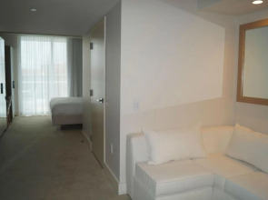 Отель Grand Beach Hotel Surfside West