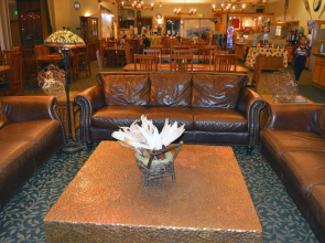 Montecito Sequoia Lodge