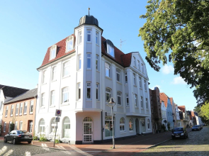 Apartment 1690