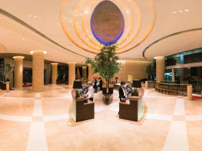 Harbour Plaza Metropolis