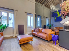 Penthouse with Private Spa & Gym - Mamo Florence