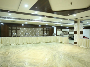 Rajkamal Palace by OYO Rooms