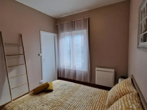 Apartment in Le Mans Near Train Station