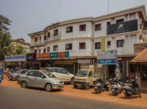 OYO 12423 Home Pool View 1BHK Candolim