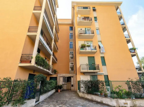 Chic flat with balcony
