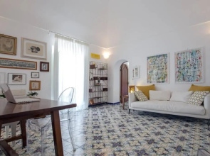 CASA BAKER luxury apartment