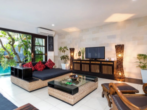 Villa Kubu Pratiwi