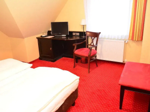 Amadis Hotel