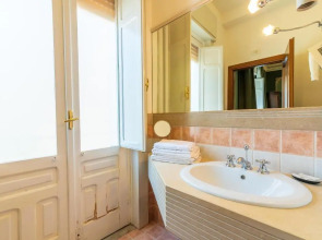 Casa Neathon - Whole House 14 guest