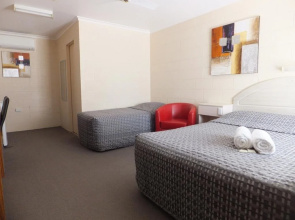 Nagambie Caravan Park & Motel