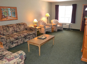 Crooked River Lodge