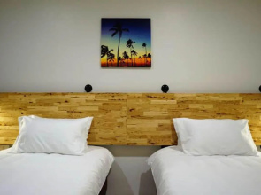 The Color Place Apartment
