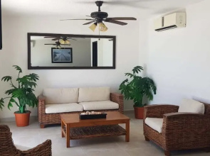 Amazing 4 Bedroom Apartment Ocean View