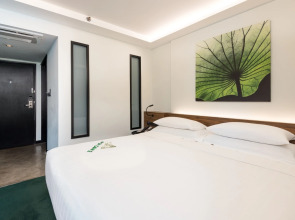 Maitria Mode Sukhumvit 15 Bangkok