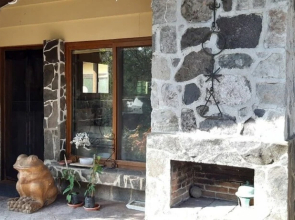 Casa Buen Aventura, Panajachel, Solola, Guatemala - Casa de Campo Familiar
