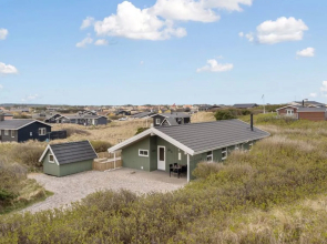 "Yall" - 150m from the sea in NW Jutland