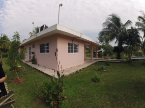 Rancho Alvarez & Hostal