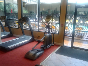 Jockey Resort Suites Center Strip