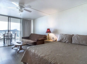 Island Colony 3715 - Studio condo by RedAwning