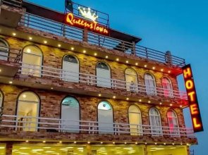 Queenstown Hotel Muree