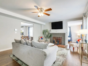 Pet-friendly Home w/ Hot Tub in Atlanta!