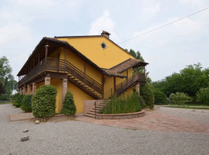 Cozy Cottage in Portomaggiore near Lake