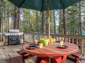 Stylish Truckee Retreat Deck, Near Lake & Skiing Moraine by Avantstay