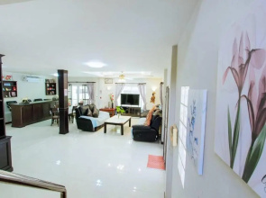 Captivating 3-bed Villa in Muang Pattaya
