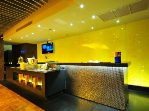 Citrus Sukhumvit 13 Nana Bangkok by Compass Hospitality