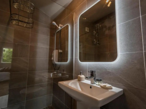 The Rose Suite Kenmare