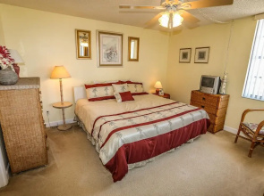 Estero Beach and Tennis 1001A