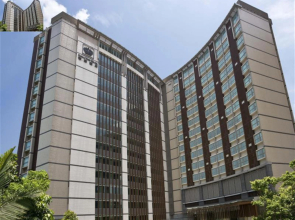 Royal View Hotel
