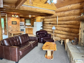 Infinite Views - Secluded W/ Mountain Views 2 Bedroom Cabin by Heavenly Views Resort