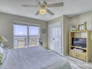 Beach Music - Gorgeous And Gulf Front! Large Deck Allows You To Stargaze With The Waves Crashing Beneath You. 4 Bedroom Home by RedAwning