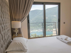 Sivota Bay View Villa with Hot Tub, Private Pool, Garden