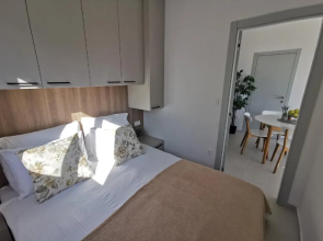Alluring Mobile Home in Pakoštane near Sea Beach