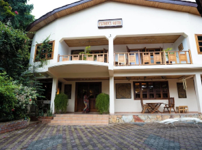 Esther's Hotel