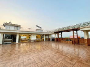 Hotel A One Lagoon - Puri near Sea Beach