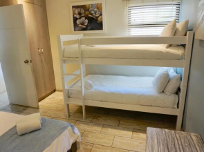 10 Coral Cove