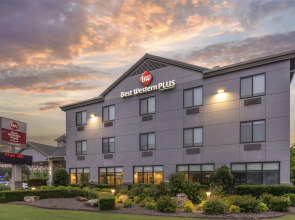 Best Western Plus Castlerock Inn & Suites