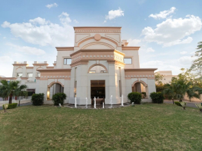 V One Hotel - The Competent Palace