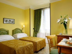 Hotel Tuscolana