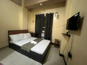 OYO 1151 AAM Transient and Guesthouse
