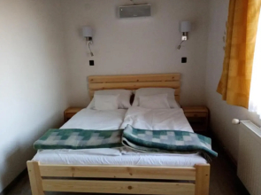 Parti Sétány Vendégház