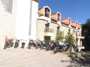 The Valley View Hotel